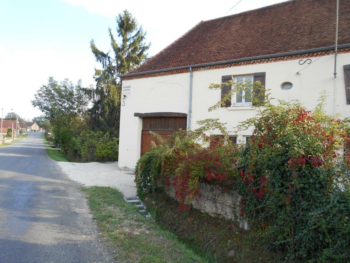 Chez Scallan B&B Sens sur Seille Esterno foto