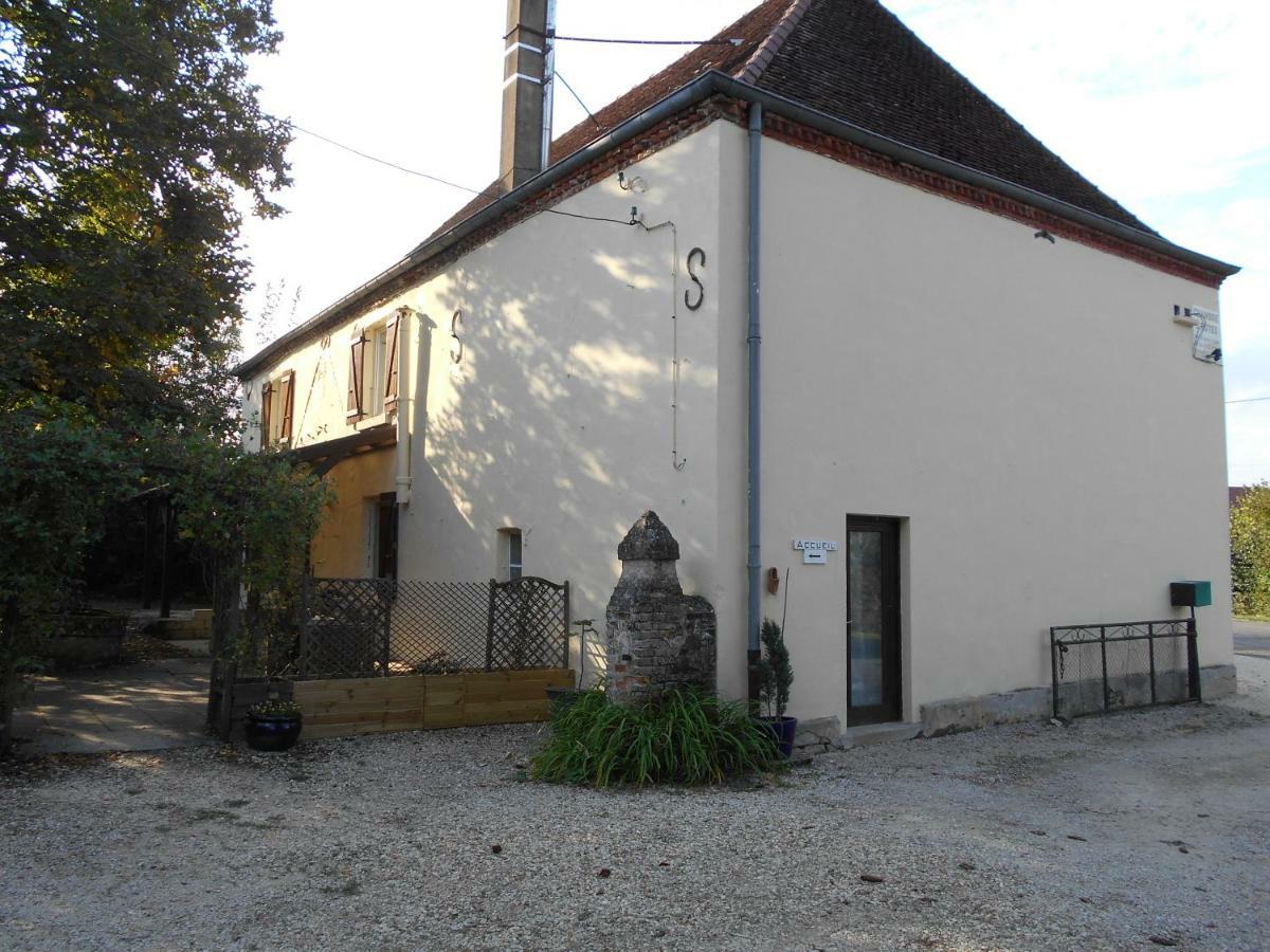 Chez Scallan B&B Sens sur Seille Esterno foto